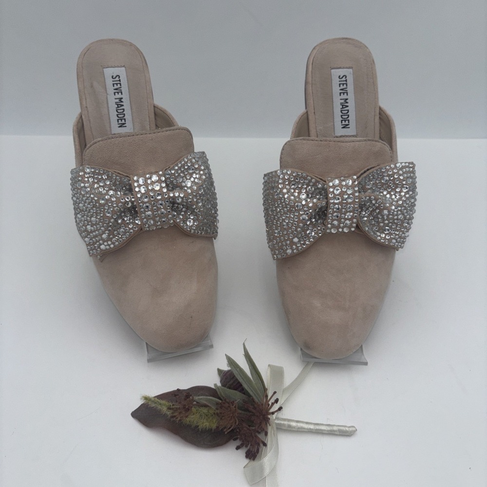 Steve Madden Beige Mules with Sparkling Bow Size 6 M‎